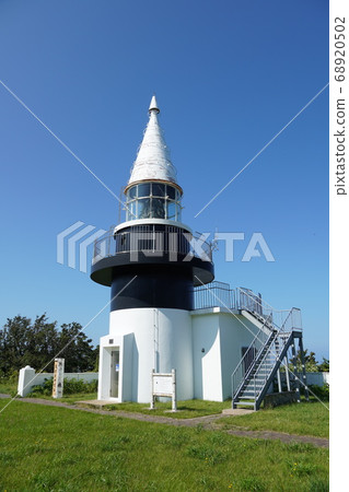 Cape Motsuta Lighthouse, late summer Cape Motsuta Lighthouse, late summer 68920502