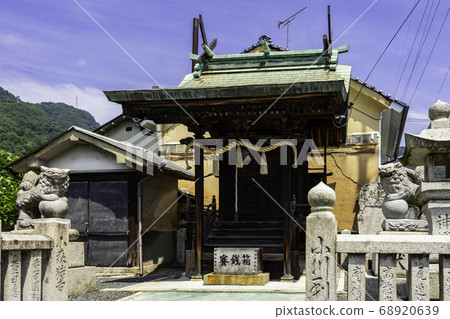 Exit street Kinpira Shrine, Fuchu City, Hiroshima Prefecture Exit street Kinpira Shrine, Fuchu City, Hiroshima Prefecture 68920639