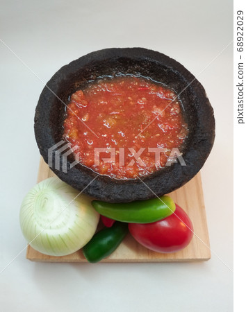 tomato, chilies, sauce 68922029