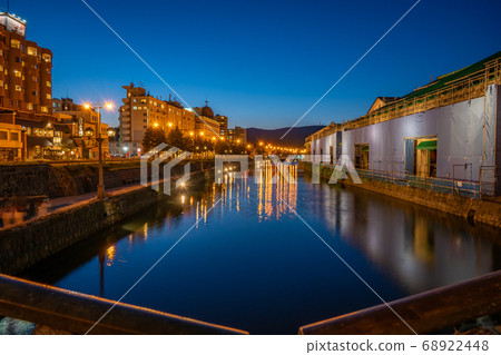 小樽運河的夜景 小樽運河的夜景 68922448