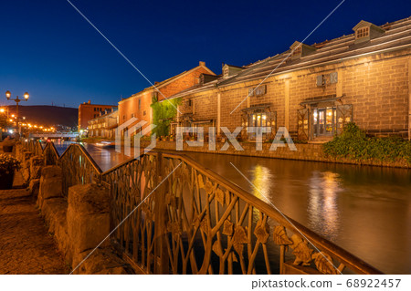 小樽運河的夜景 小樽運河的夜景 68922457