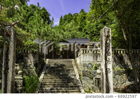 廣島縣府中市龜山八man神社海天上町 廣島縣府中市龜山八man神社海天上町 68922597