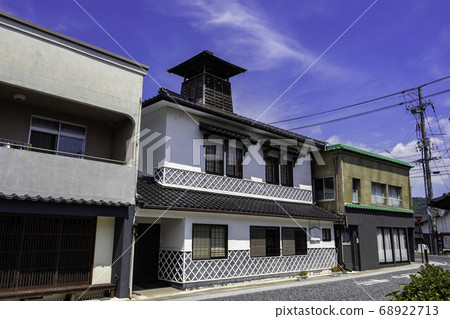 廣島縣府中市上條市前鎮 68922713