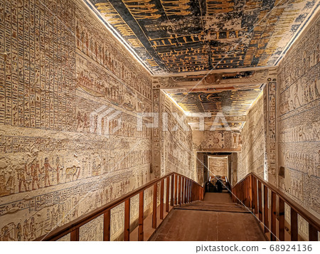 KV9, Kings' Valley No. 9, Tomb of Memnon, tomb of 68924136