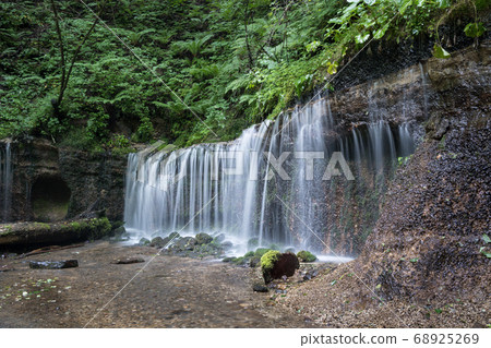 Shiraito Falls Slow Shutter Nagano Prefecture Karuizawa 2020 68925269