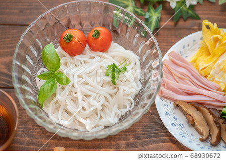 Zero-sugar noodles for diet 68930672