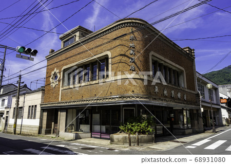 廣島縣府中市本治平町和服商店出口街 廣島縣府中市本治平町和服商店出口街 68931080