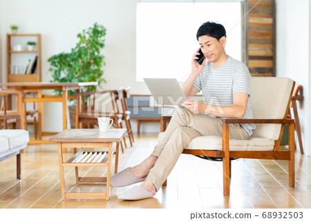 遠程辦公PC男性生活中層生活方式休閒 68932503