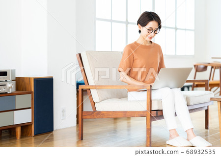 遠程辦公女性中生活生活方式休閒 68932535