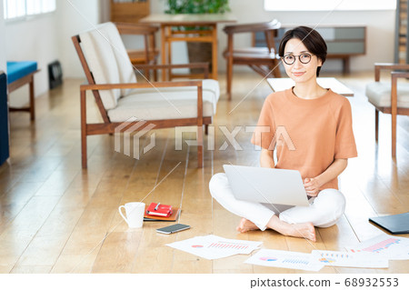 遠程辦公女性中生活生活方式休閒 68932553