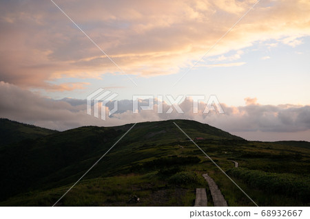 Taro Behei's dusk 68932667