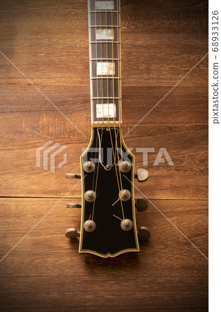 Image photo of pick guitar 68933126
