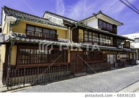 廣島縣府中市府中小月 68936185