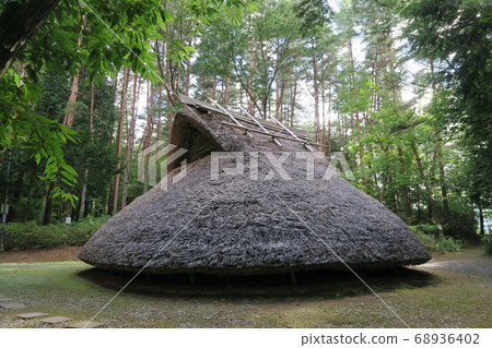 Hiraide Historical Park-Pit House- 68936402