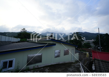 Seongbuk-gu. Jeongneung-gol. Alley 68939583