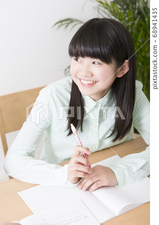 學習的女孩 68941435