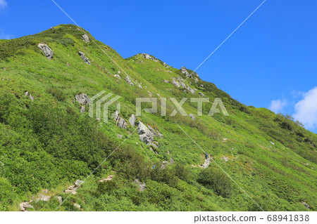 Image of mountain trails in Natsuyama: Kagamihira-Yumiori Image of mountain trails in Natsuyama: Kagamihira-Yumiori 68941838