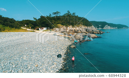 Mongdol Beach 68944328