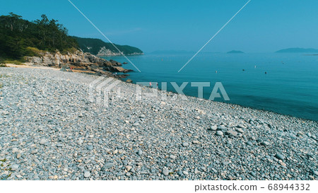 Mongdol Beach 68944332