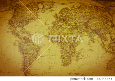 Vintage map of the world. Top view 68944463