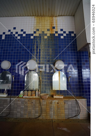 Ruins Ishikawa Prefecture Senmi Mansai Abandoned Hotel Hotel Abandoned Ryokan Ryokan Onsen Ryokan Accommodation Abandoned Accommodation 68946024