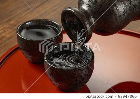 日本酒 68947860