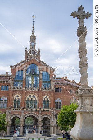 Model Nismo architecture in Barcelona Sant Pau Hospital 68948208