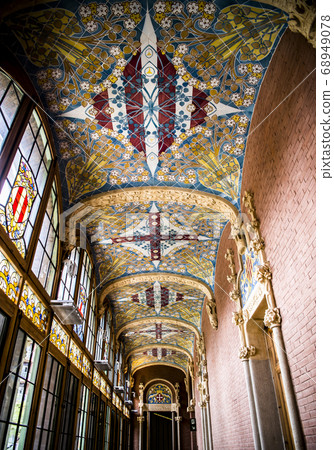 Model Nismo architecture in Barcelona Sant Pau Hospital 68949078