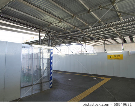 臨時通道（車站高架結構） 68949651