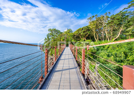 Kadowaki suspension bridge on the Jogasaki coast, Ito city, Shizuoka prefecture 68949907