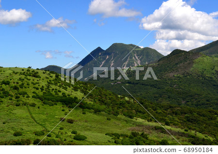 九重山星石登山徒步路線，同時欣賞九重山脈和阿蘇戈達克的美景 68950184