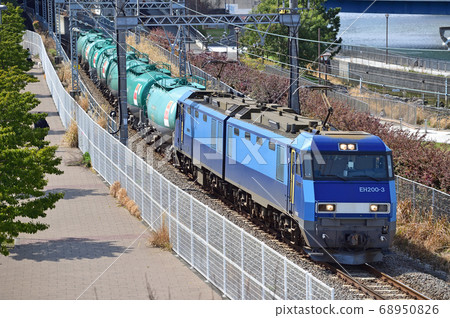 Tokaido Main Line Cargo Branch Line Sakuragicho-Higashitakashima JR Freight EH200-3 (Takasaki) 68950826