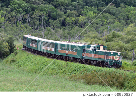 Kushiro Main Line Kushiro Marsh-Hosooka JR Hokkaido DE10-1661 (Kushiro) + 510 series (Kushiro) Kushiro Marsh Norocco 68950827