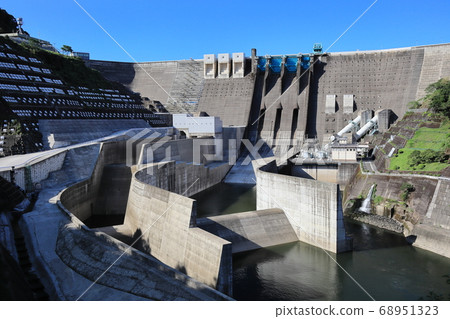 Tsuruta Dam Tsuruta Dam 68951323