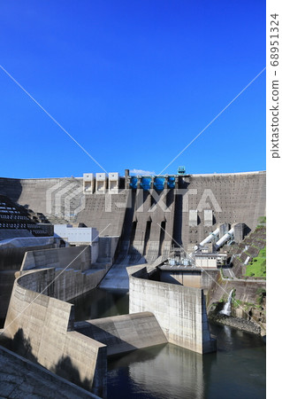 Tsuruta Dam 68951324