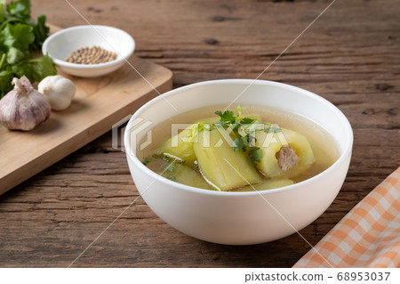 Stuffed cucumber with minced pork soup Stuffed cucumber with minced pork soup 68953037