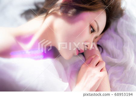 女性多彩之美 68953194