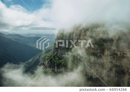 Fortaleza Canyon with rocky cliffs and forest 68954266