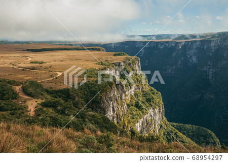 Fortaleza Canyon with steep cliffs and plateau Fortaleza Canyon with steep cliffs and plateau 68954297