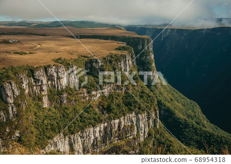 Fortaleza Canyon with steep cliffs and plateau 68954318