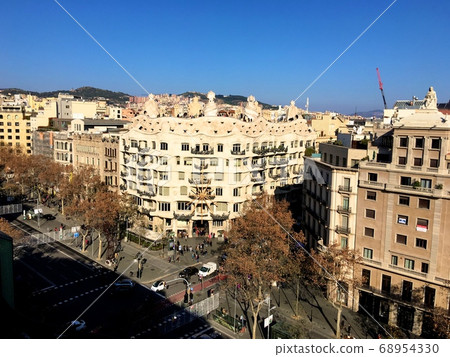 巴塞羅那Casa Mila 68954330