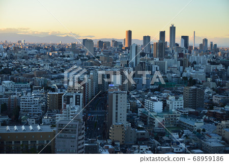 Evening view towards Ikebukuro from Bunkyo Civic Evening view towards Ikebukuro from Bunkyo Civic 68959186