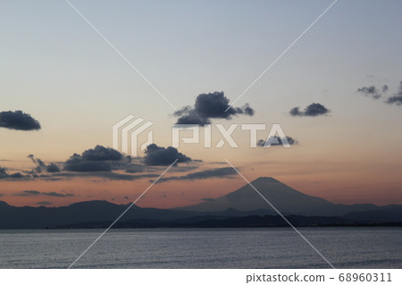 Fuji at dusk 68960311