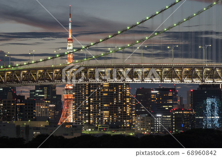 東京鐵塔和彩虹橋 68960842