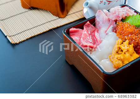 Seafood bowl image Seafood bowl image 68963382