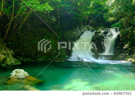 吉野川源流（奈良縣吉野區川上村） 68967561