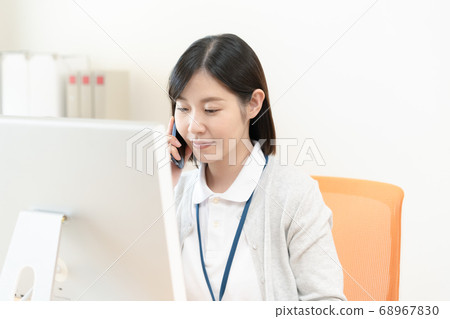 護理經理打個電話 68967830