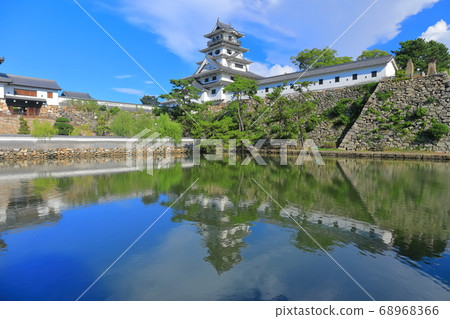 [愛媛縣]今治下的今治城，城樓和山里塔 68968366