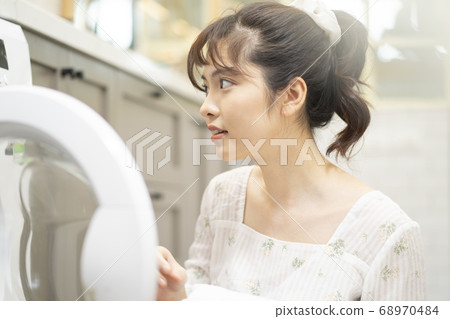 Women lifestyle housework laundry Women lifestyle housework laundry 68970484