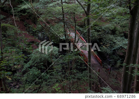 Shikahi Bridge over the Azuma River in the Agatsuma Valley in Gunma Agatsuma-gun Shikahi Bridge over the Azuma River in the Agatsuma Valley in Gunma Agatsuma-gun 68971286